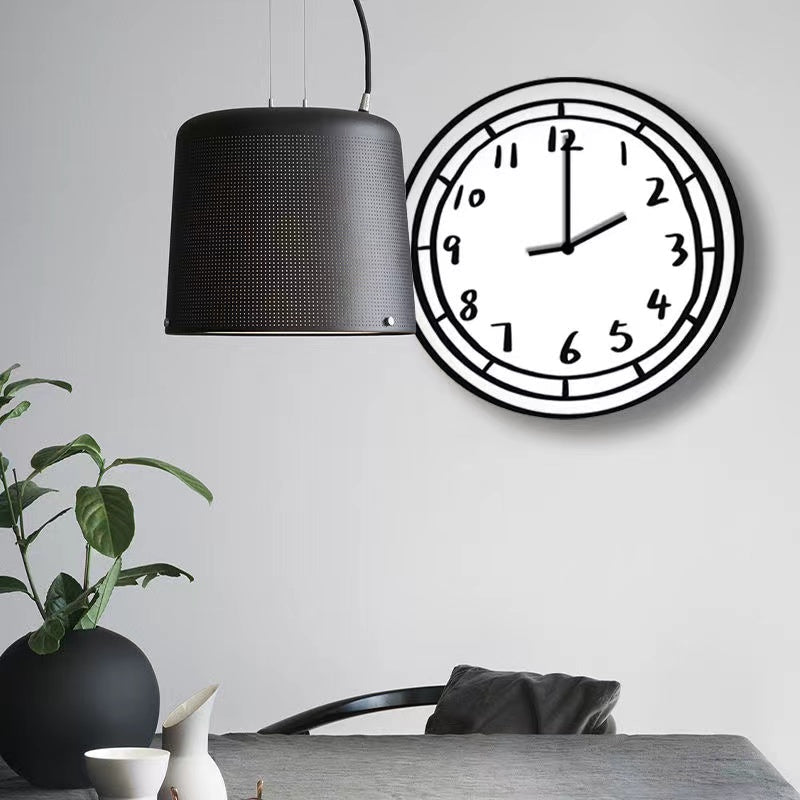 Kreativ Veggklokke Vit med Unikt Tegneseriedesign