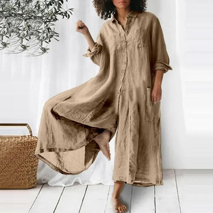 Kvinnor Jumpsuit med Vida Ben och Knappedetaljer