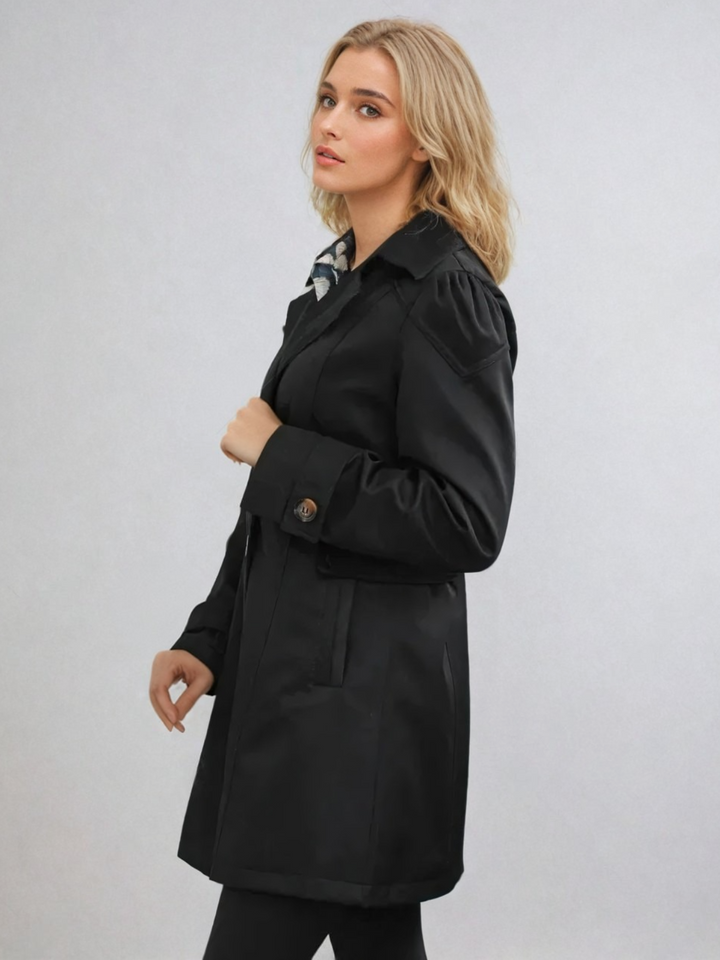 Klassisk Trenchcoat för Kvinnor – Tidlös Elegans i Vardagen