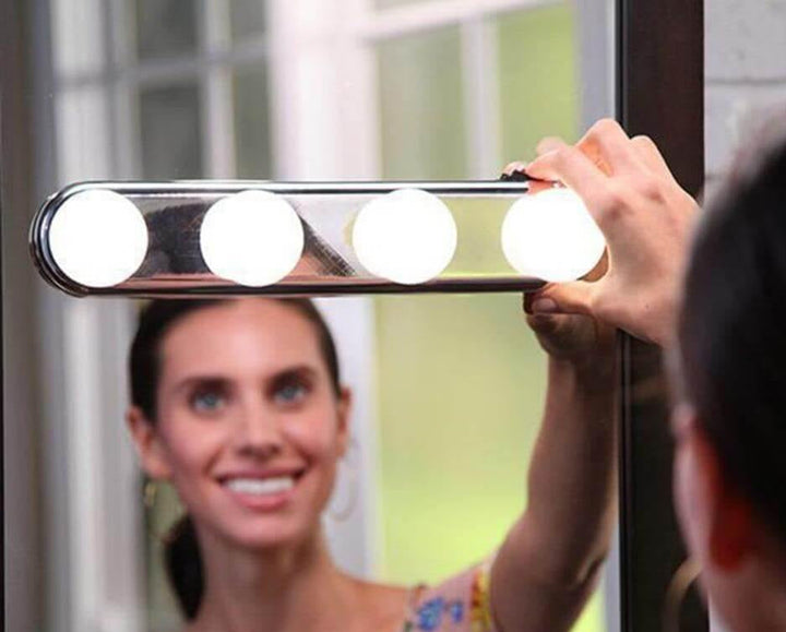 Kompakt Baderomslys med Sugekopp för Perfekt Makeup