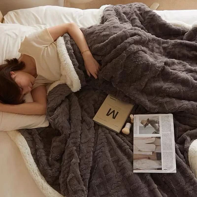 Mysig Vinterteppe med Tosidig Design – Varm Modern Komfort