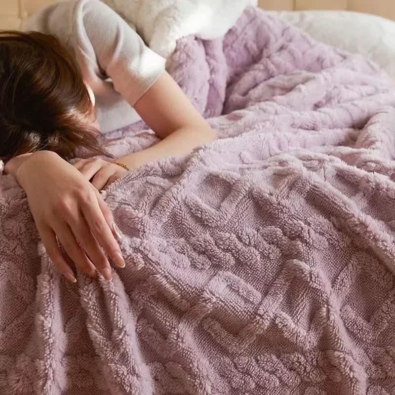 Mysig Vinterteppe med Tosidig Design – Varm Modern Komfort