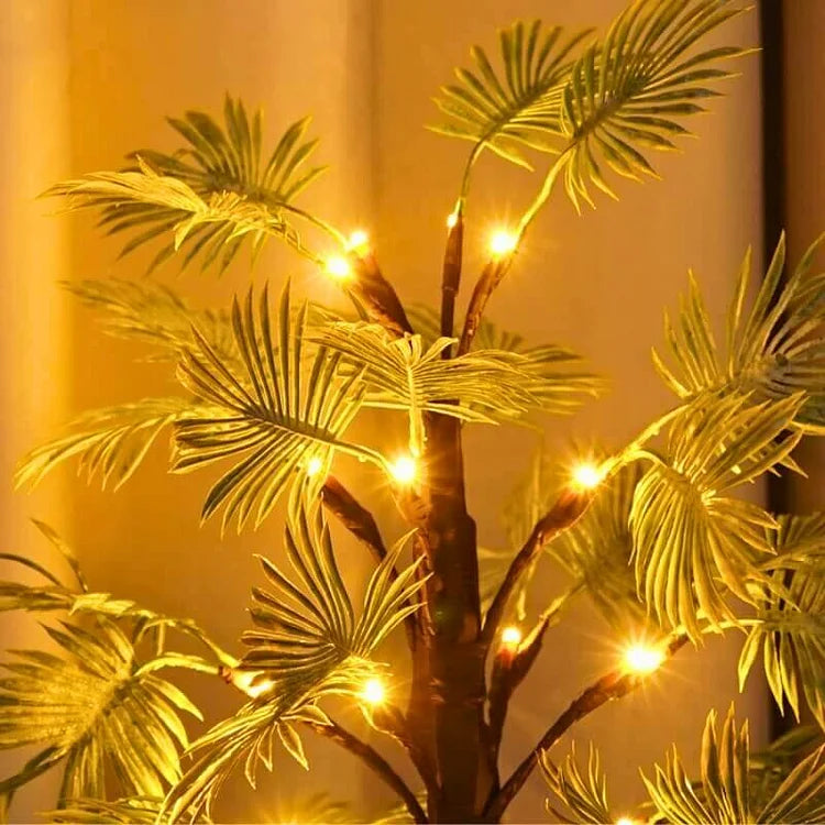 LED-julelys med palmeblad - Festliga och eleganta