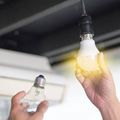 LED Nödlyspäre för Trygghet i Hemmet – Energieffektiv Belysning