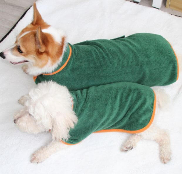 Hundebadekåpe i Mikrofiber – Törker och Varmer Hund efter Badrum/Tur