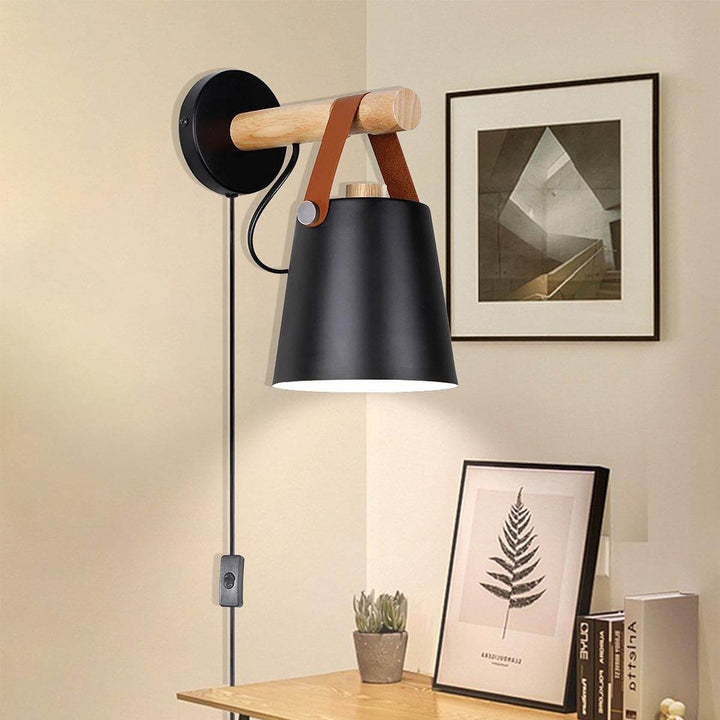 Nordisk Vägglampa i Trä för Vardagsrummet