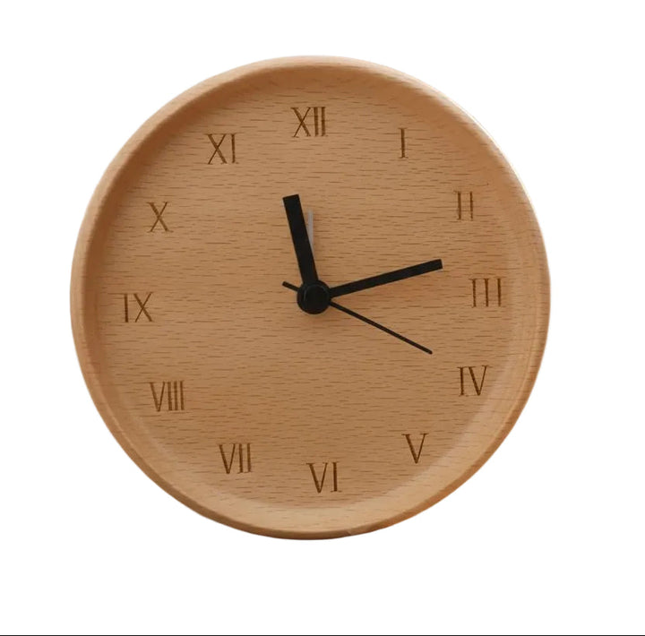 Minimalistisk Vekkerklokke i Böketre