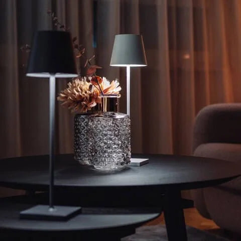Trådlös LED-bordslampa - Bärbar &amp; Dimmbar