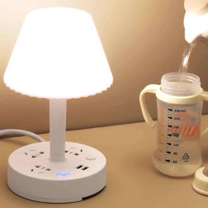 Multifunksjonell Bordslampa med USB &amp; Stikkontakter