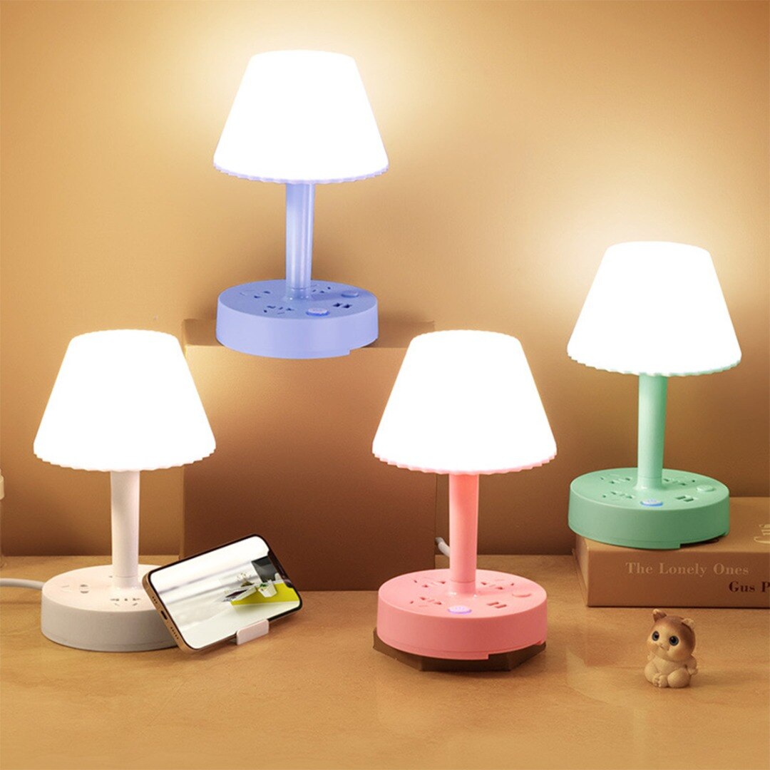 Multifunksjonell Bordslampa med USB &amp; Stikkontakter