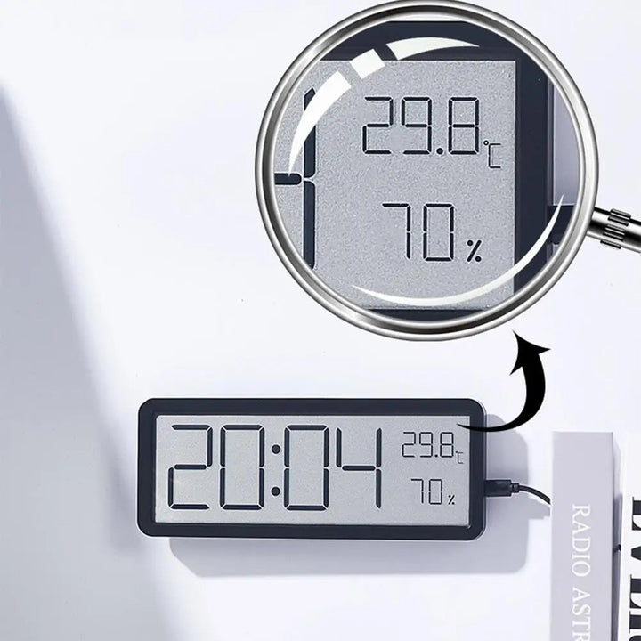 Modern Digital Veggklokke med LED-skjerm och Sensorer