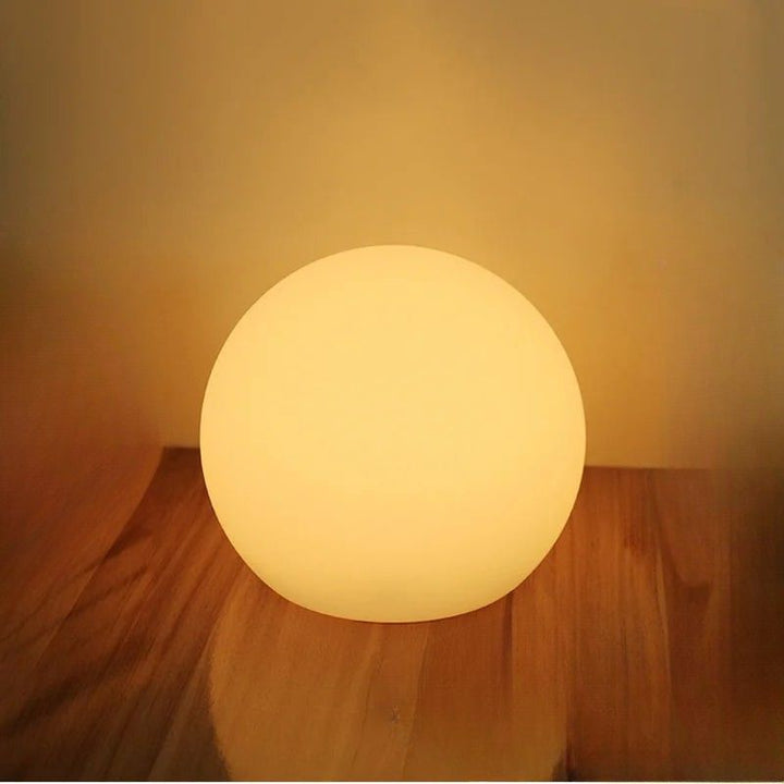 LED Kulelampe: Dynamisk Fargeendring för Stemningsfull Belysning