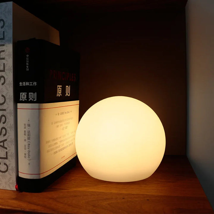 LED Kulelampe: Dynamisk Fargeendring för Stemningsfull Belysning