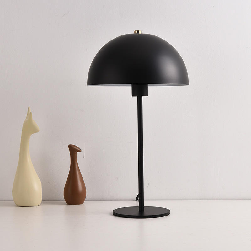 Mushroom Bordslampa - Modern Nordisk Design | LED Ljus