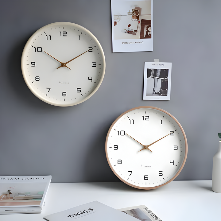 Stillegående Trä Veggklokke | Modern Runt Design