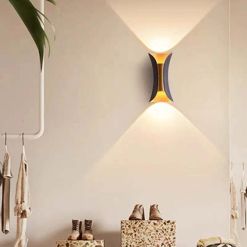 Modern LED Vägglampa - Varbestandig | UV-ljus Offentlig