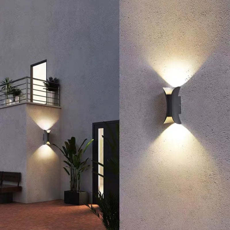 Modern LED Vägglampa - Varbestandig | UV-ljus Offentlig