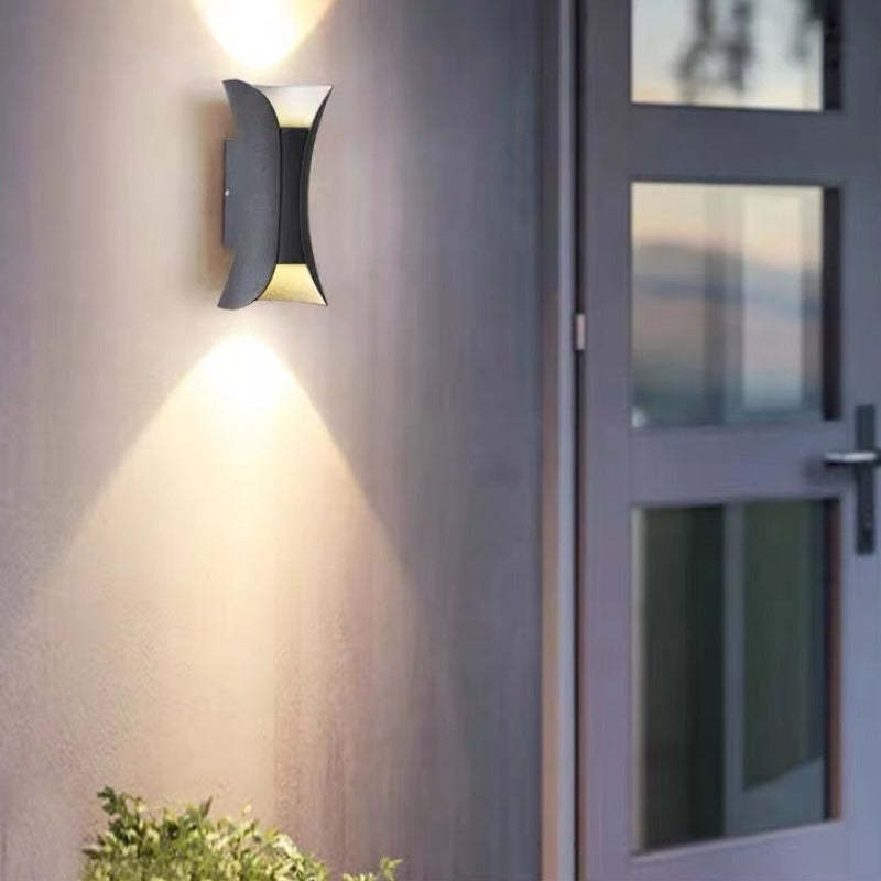 Modern LED Vägglampa - Varbestandig | UV-ljus Offentlig