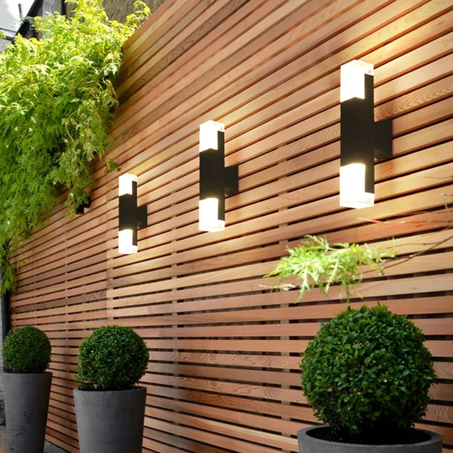 Vägglampa Ute med Bevegelsessensor Modern Design för Inngangspartier och Hager