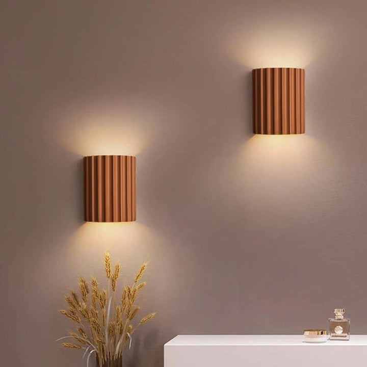 Modern Vägglampa: Elegant Belysning för Vardagsrum och Sovrum