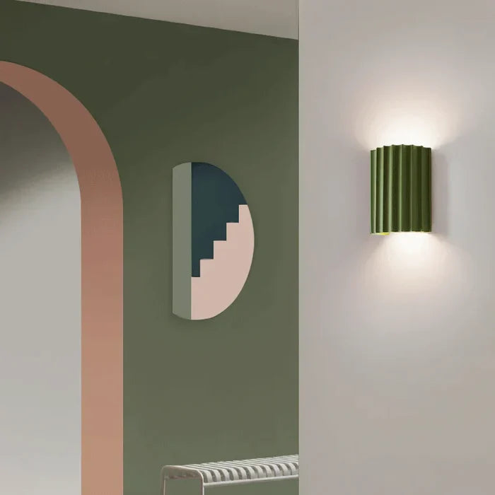 Modern Vägglampa i Kunstnerisk Design