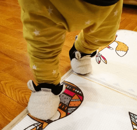 Mjuka Babysko med Lammedesign för Småbarns Första Steg