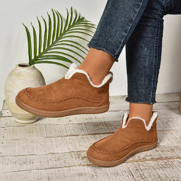 Mjuka Slip-On Tofflor för Kvinnor med Halksäker Sula
