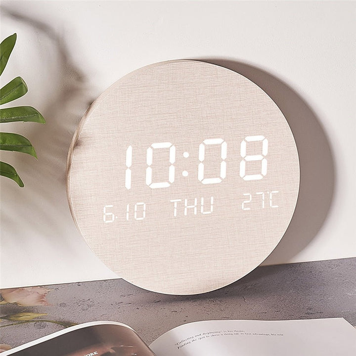 Nordisk Minimalistisk Veggklokke – Batteridrevet