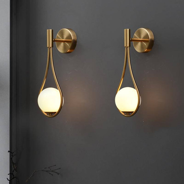 Elegant Nordisk Vägglampa – Skapa Stämning i Hemmet