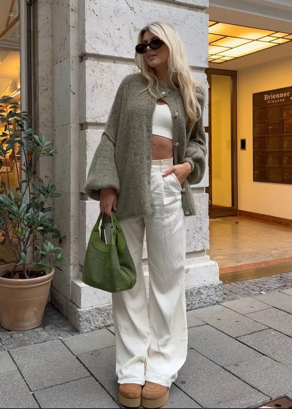 Bekväm Oversized Dam Cardigan med Knappar