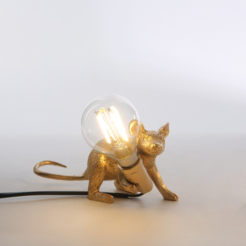 Söt Muselampe – Dekorativ Bordslampa för Hemmet