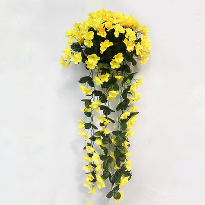 Simulert hengende blomkurv - Mangefärgt naturstil