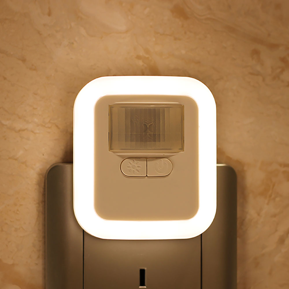 Smart LED Nattlys – Automatisk Bevegelsesdeteksjon för Hemmet
