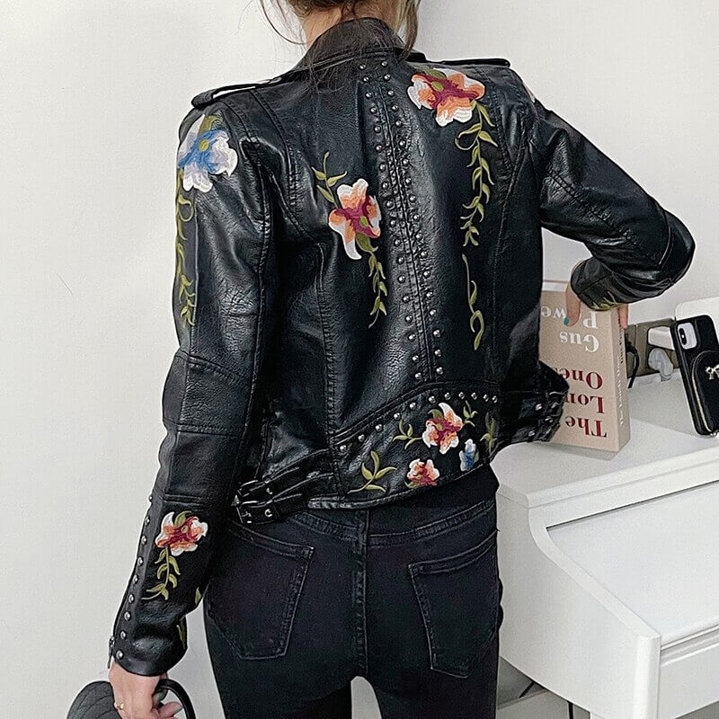 Dam Blommor Broderi Skinnjakke – Stilfull och Trendig