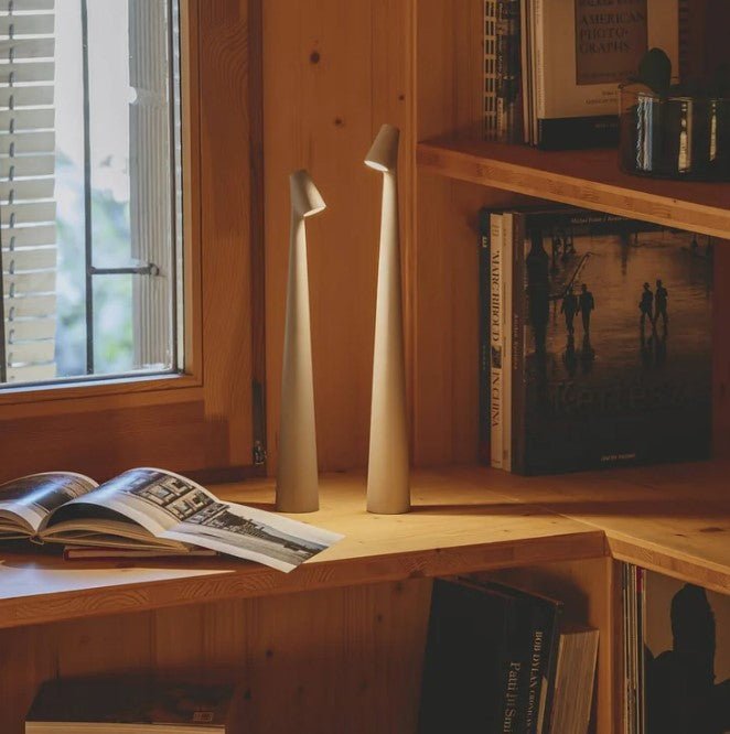 LuminaVista - Stilfull Bärbar LED Bordslampa | 3 Lysnivåer