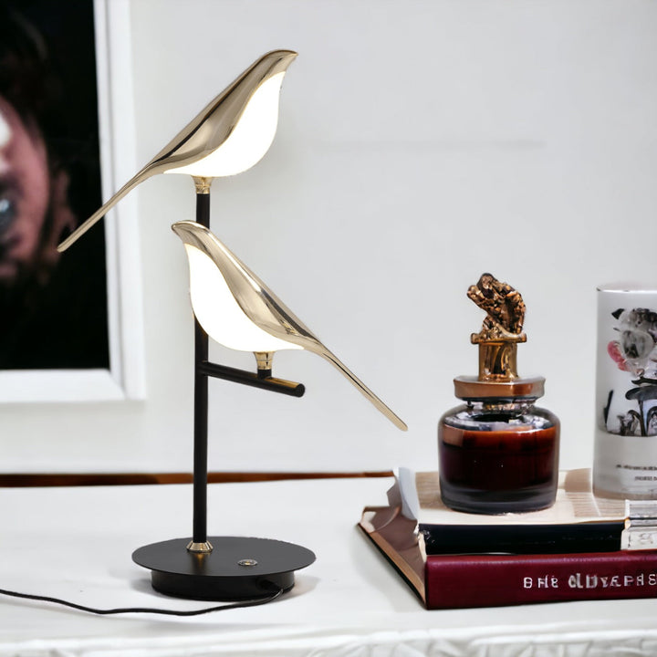 LED-bordslampa - Postmoderne Gullfugldesign