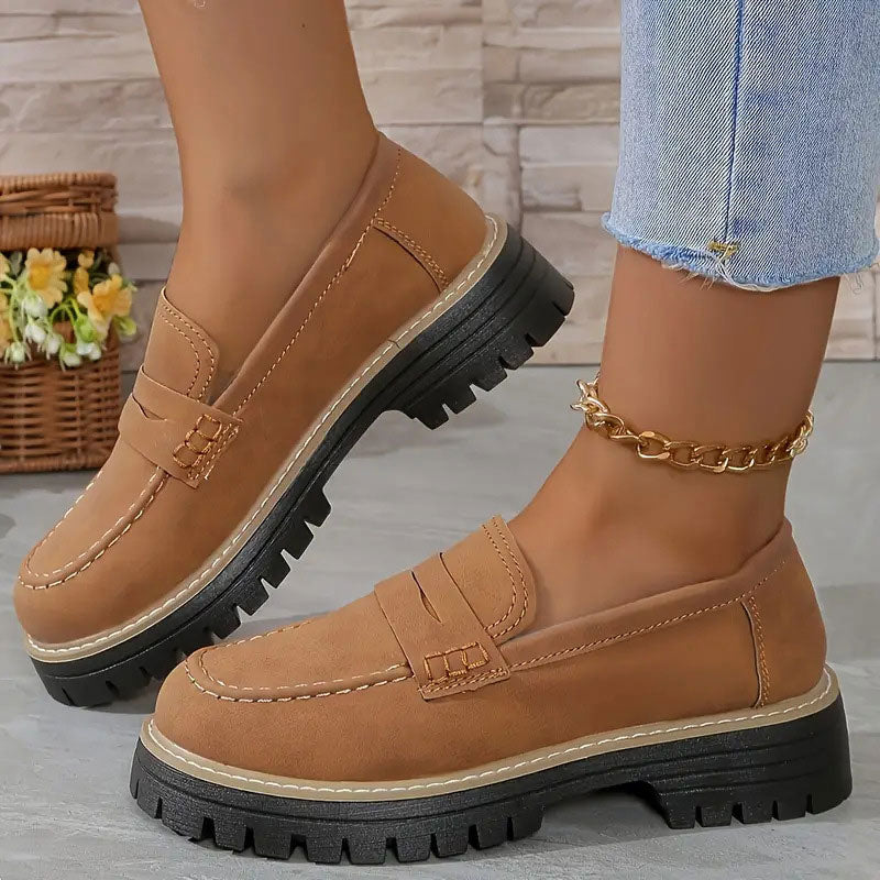 Kvinna Loafers med Chunky Sula – Trendig och Bekväma
