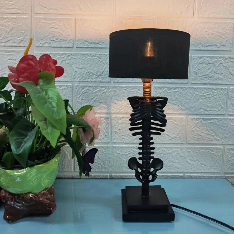 Uppladdningsbar Gotisk Bordslampa för Stemningsfull Belysning