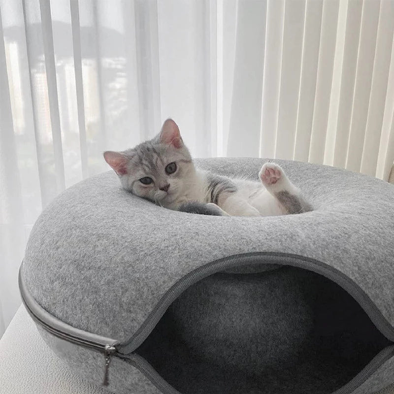 Katte Smultringtunnel: Mysig Leikeplass &amp; Hvileområde för Katt