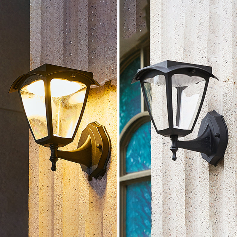 Solcelledrevet utomhus vägglampa | LED | Effektiv energibruk