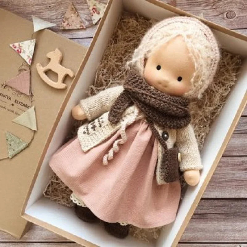 Unisex Håndlaget Waldorf-inspirert Plysjdukke