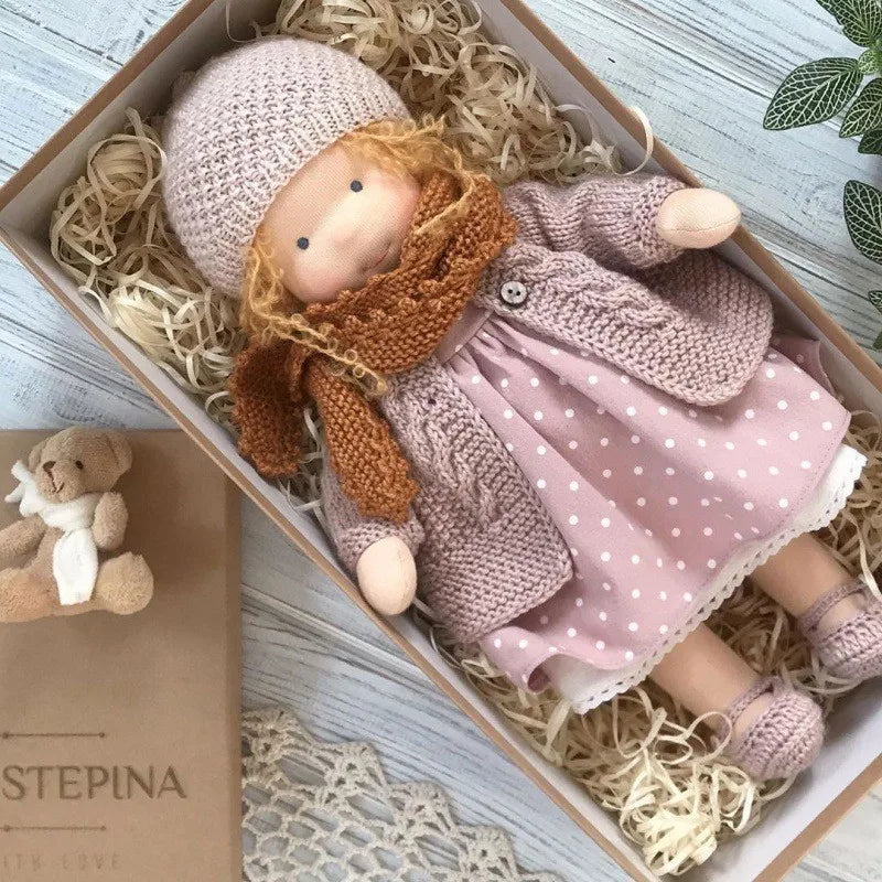 Unisex Håndlaget Waldorf-inspirert Plysjdukke