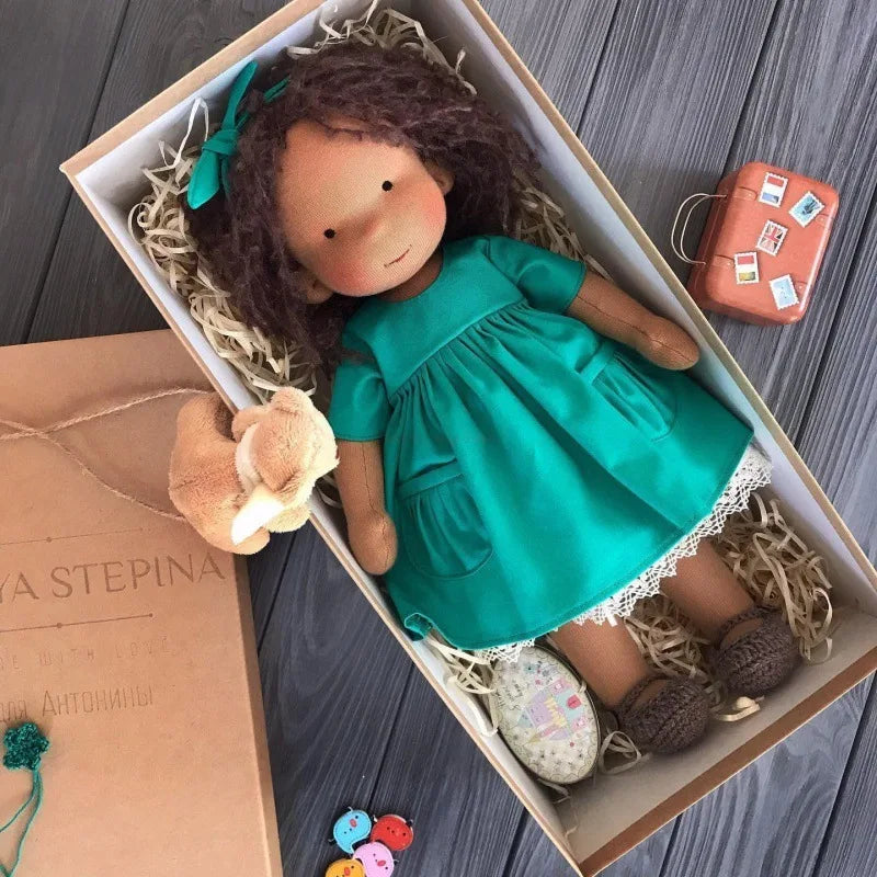 Unisex Håndlaget Waldorf-inspirert Plysjdukke