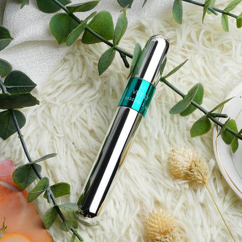 Dam 4D Vannfast Mascara - Volym, Längd och Definerte Vipper