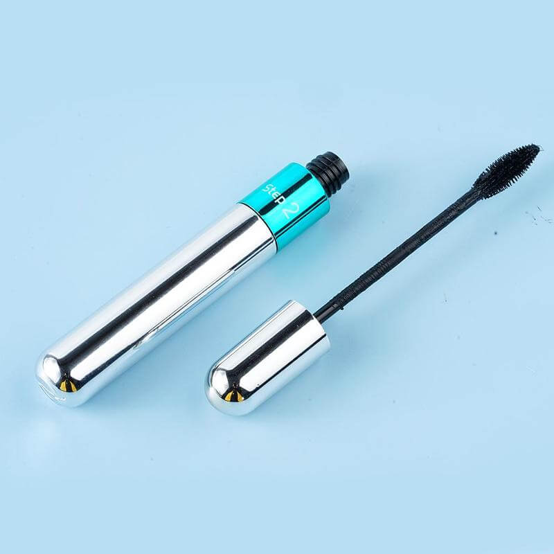 Dam 4D Vannfast Mascara - Volym, Längd och Definerte Vipper
