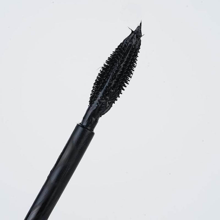 Dam 4D Vannfast Mascara - Volym, Längd och Definerte Vipper